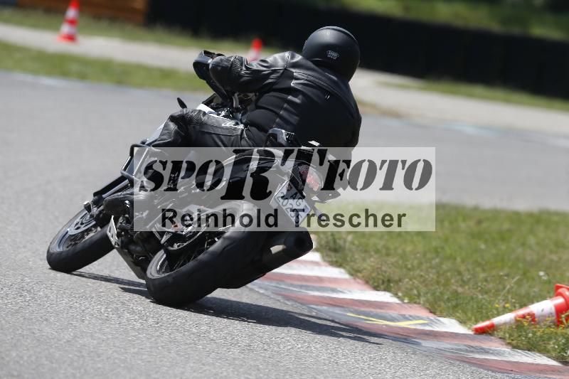 /27 12.06.2025 Ducati Schweiz Trackday Warmup  ADR/gruen-vert/35